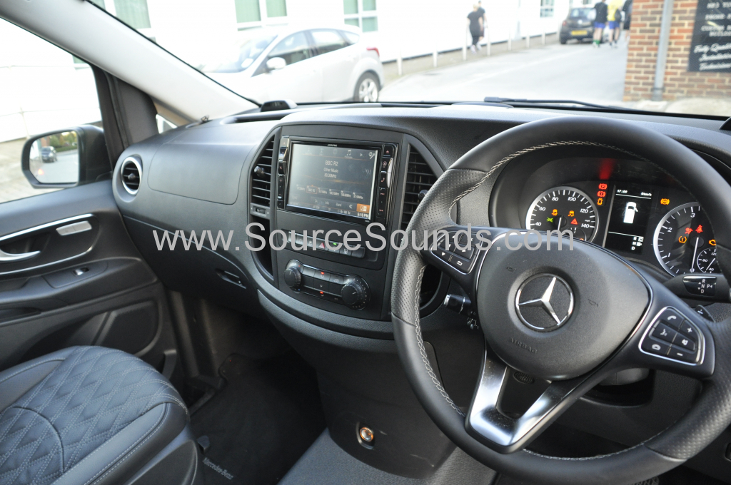 Mercedes Vito 2015 reverse camera upgrade 003