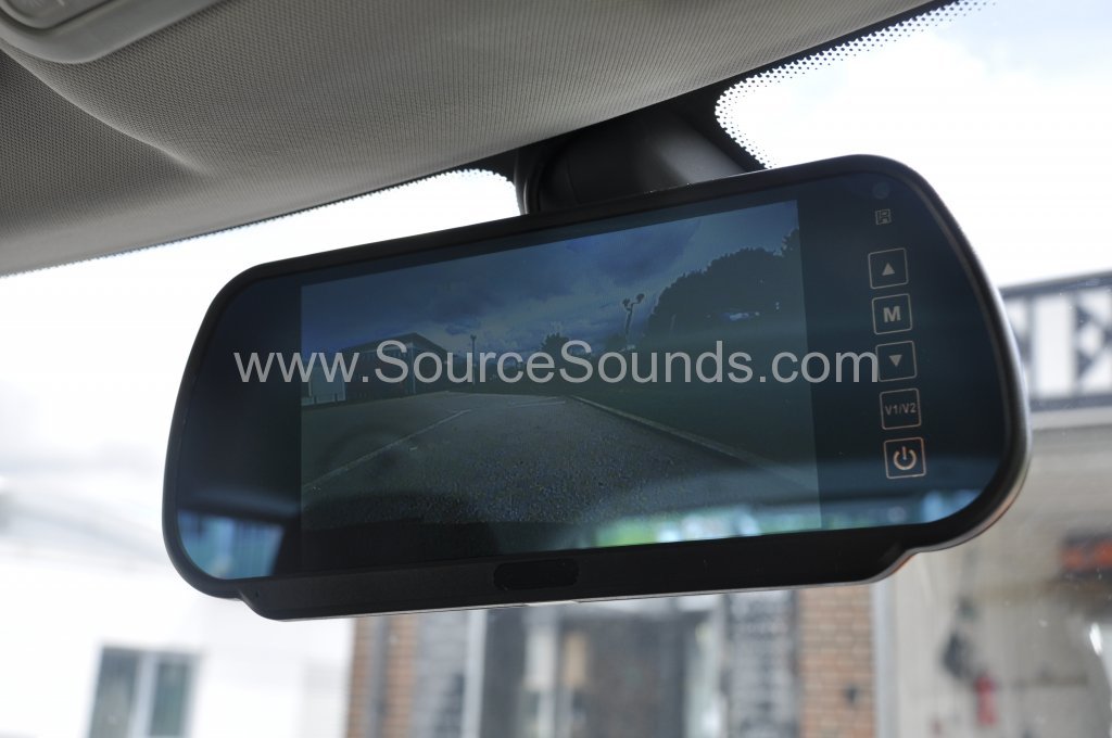 MG3 2015 reverse camera mirror monitor 006