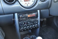 Mini Cooper 2003 stereo upgrade 005