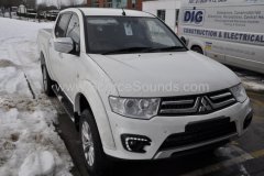 Mitsubishi L200 Barbarian 2014 front sensor upgrade 001