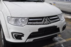 Mitsubishi L200 Barbarian 2014 front sensor upgrade 003