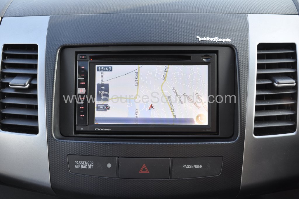 Mitsubishi Outlander 2007 navigation upgrade 007