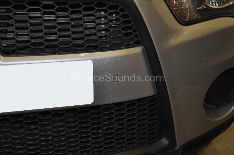 mitsubishi-outlander-2012-parking-sensor-upgrade-003