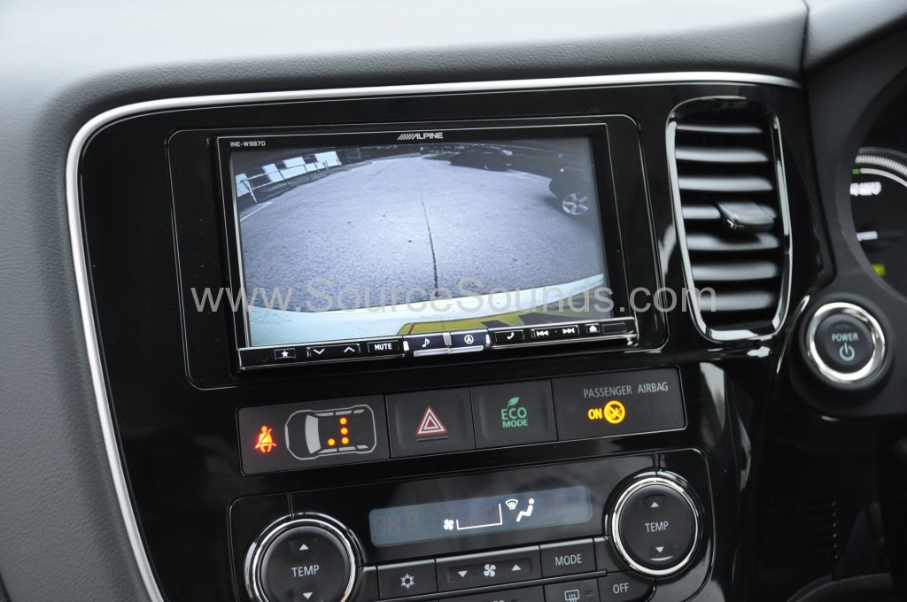 Mitsubishi Outlander PHEV 2015 navigation upgrade 009.JPG