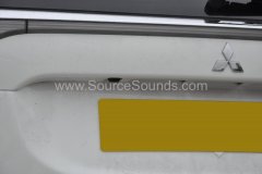 Mitsubishi Outlander PHEV 2015 reverse camera upgrade 011.JPG