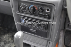 Mitsubishi Shogun 1997 DAB stereo 003