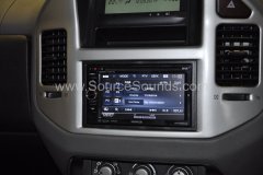 Mitsubishi Shogun 2004 DAB upgrade 006
