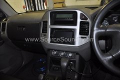 Mitsubishi Shogun 2004 DAB upgrade 008