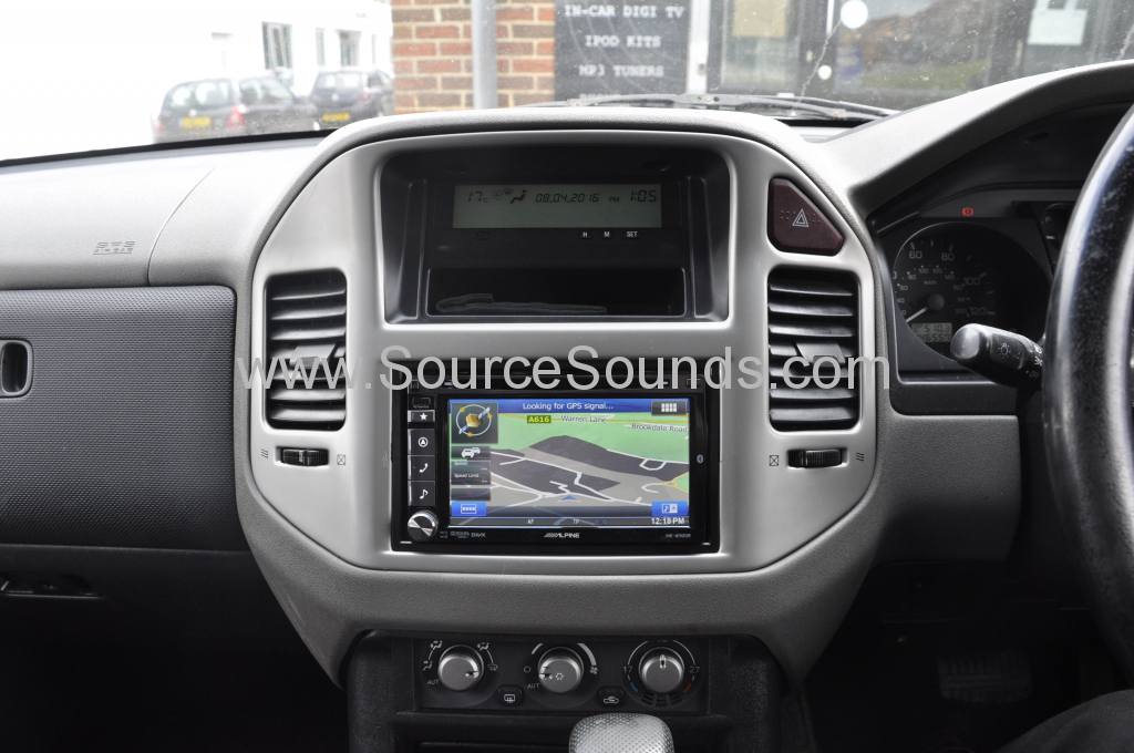 Mitsubishi Shogun 2006 navigation upgrade 006