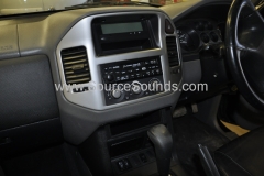 Mitsubishi Shogun 2006 navigation upgrade 002
