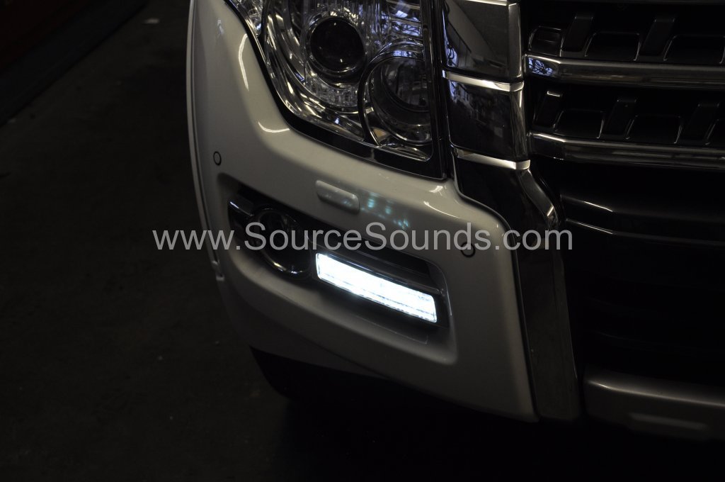 Mitsubishi Shogun 2014 parking sensor upgrade 004