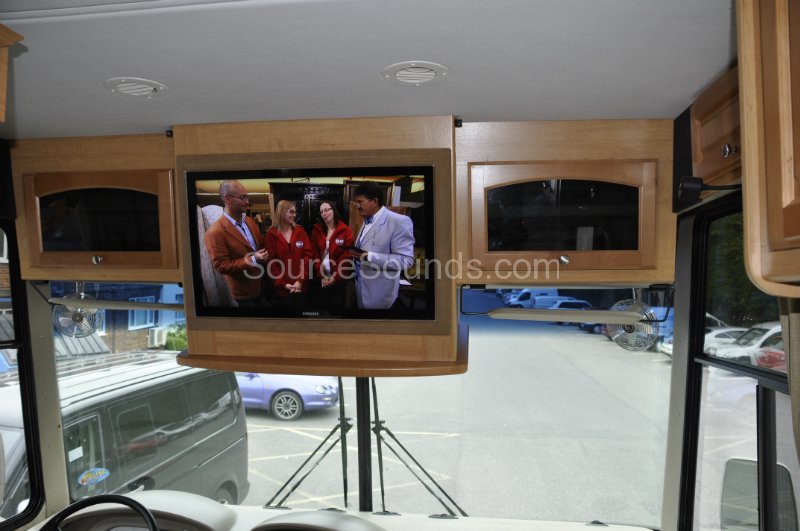 motorhome-av-screen-004
