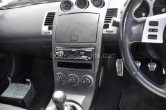 nissan-350z-2004-dab-stereo-upgrade-003