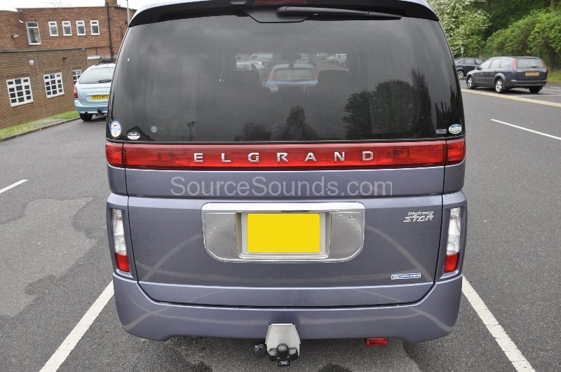 nissan-el-grande-stereo-upgrade-002-jpg nissan-el-grande-stereo-upgrade-002-jpg