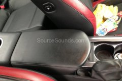 nissan-gtr-r35-2010-ipod-mount-002
