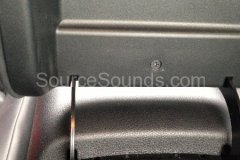 nissan-gtr-r35-2010-ipod-mount-003