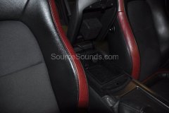 nissan-gtr-r35-2010-ipod-mount-008