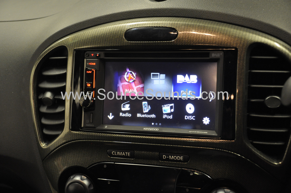 Nissan Juke 2015 reverse camera upgrade 006