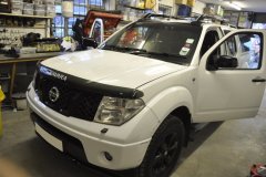Nissan Navara 2006 reverse camera upgrade 001