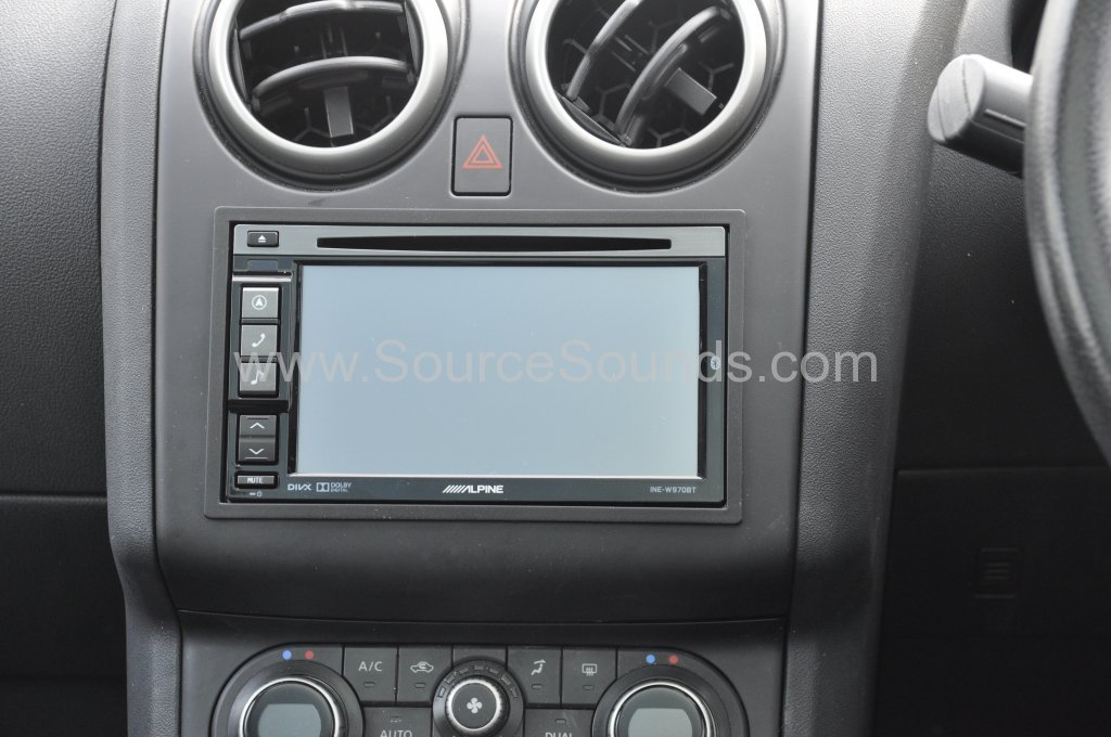 Nissan Qashqai 2011 navigation upgrade 006