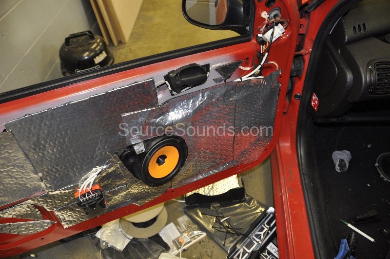 peugeot-206-audio-upgrade-004 peugeot-206-audio-upgrade-004