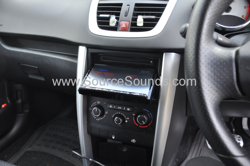 Peugeot 207 2011 navigation upgrade 007