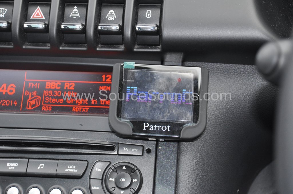Peugeot 3008 2010 bluetooth upgrade 003