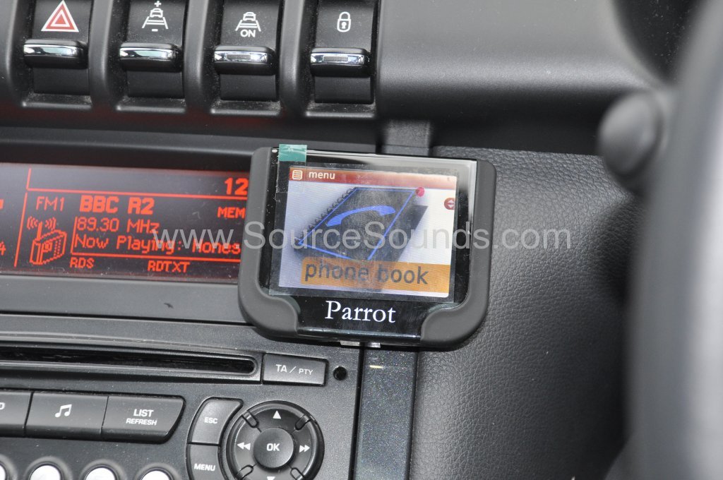 Peugeot 3008 2010 bluetooth upgrade 005
