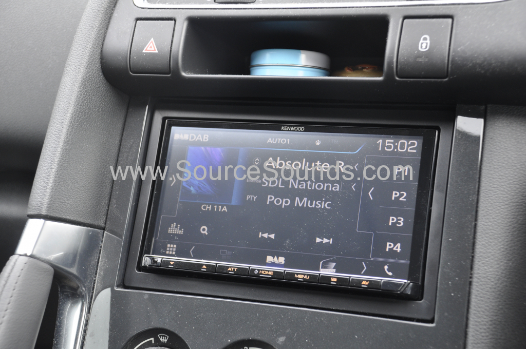 Peugeot 3008 2012 DAB stereo upgrade 005