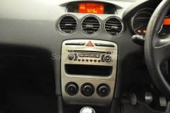 peugeot-308-2009-dab-stereo-upgrade-001
