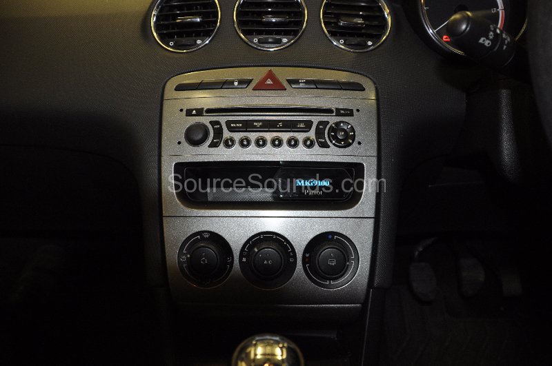 peugeot-308-2010-bluetooth-upgrade-004 peugeot-308-2010-bluetooth-upgrade-004