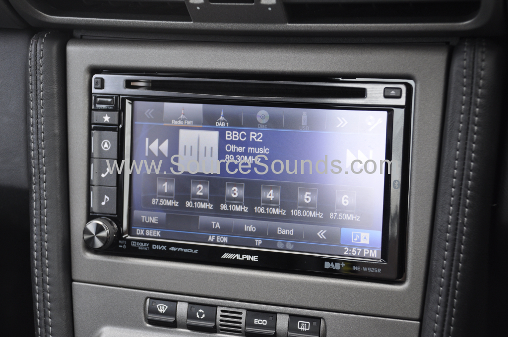 Porsche 997 2006 navigation upgrade 007