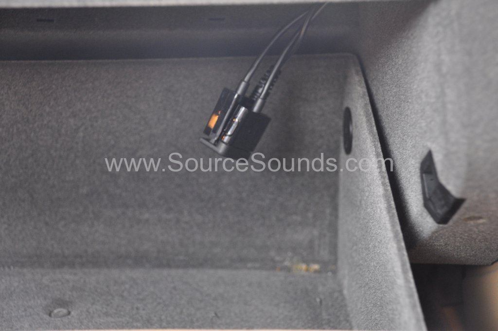 Porsche Carrera 4s bluetooth upgrade 010