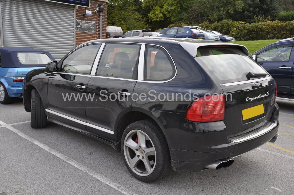 Porsche Cayenne 2006 DAB upgrade 002