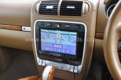 Porsche Cayenne 2006 navigation upgrade 008