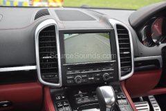 Porsche Cayenne 2013 reverse camera upgrade 008