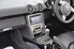 porsche-cayman-2007-audio-upgrade-003