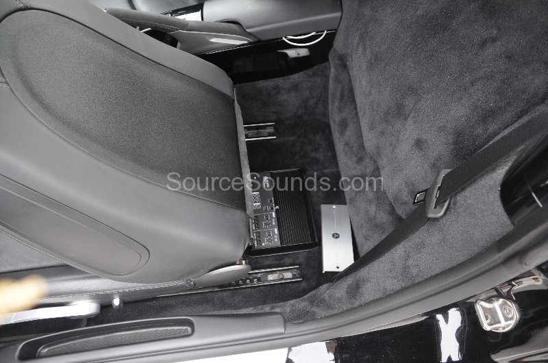 porsche-cayman-2007-audio-upgrade-008 porsche-cayman-2007-audio-upgrade-008