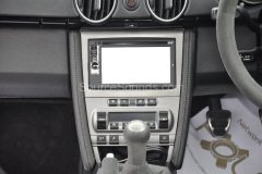 porsche-cayman-2007-double-din-navigation-dab-upgrade-005