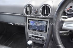 Porsche Cayman S 2007 DMX dab upgrade 007