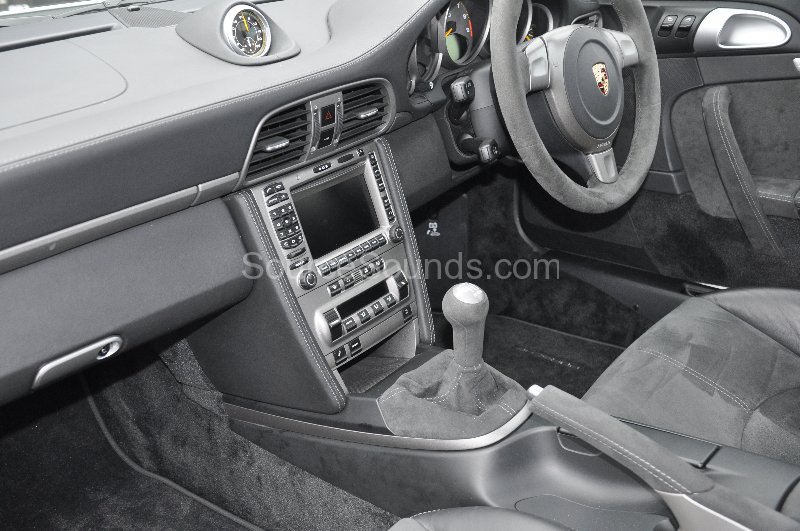 porsche-gt3-bluetooth-upgrade-003 porsche-gt3-bluetooth-upgrade-003