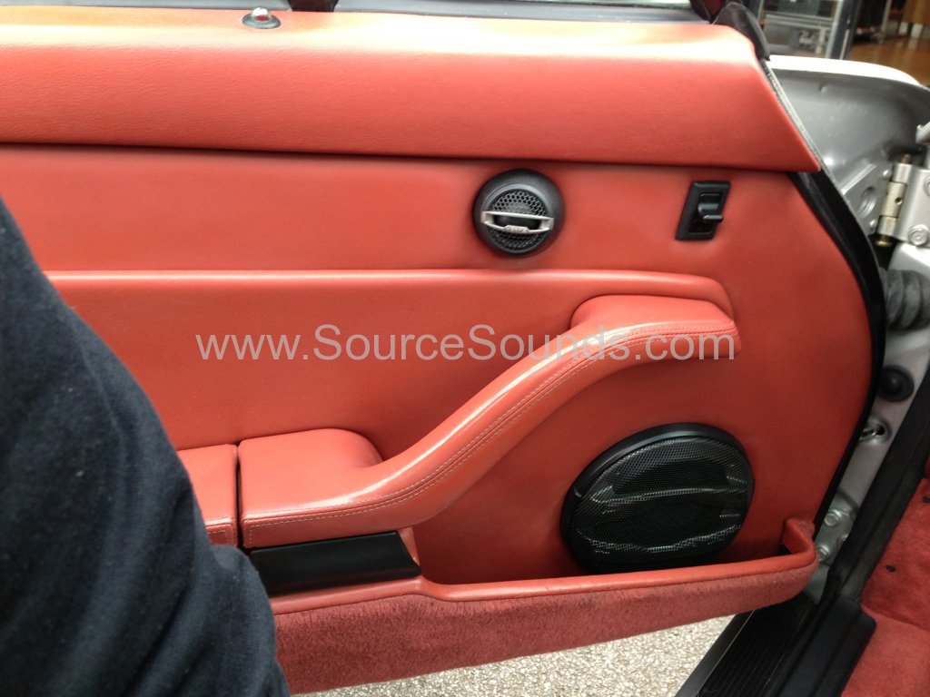 Porsche 993 Targa 1997 audio upgrade 004 Porsche 993 Targa 1997 audio upgrade 004