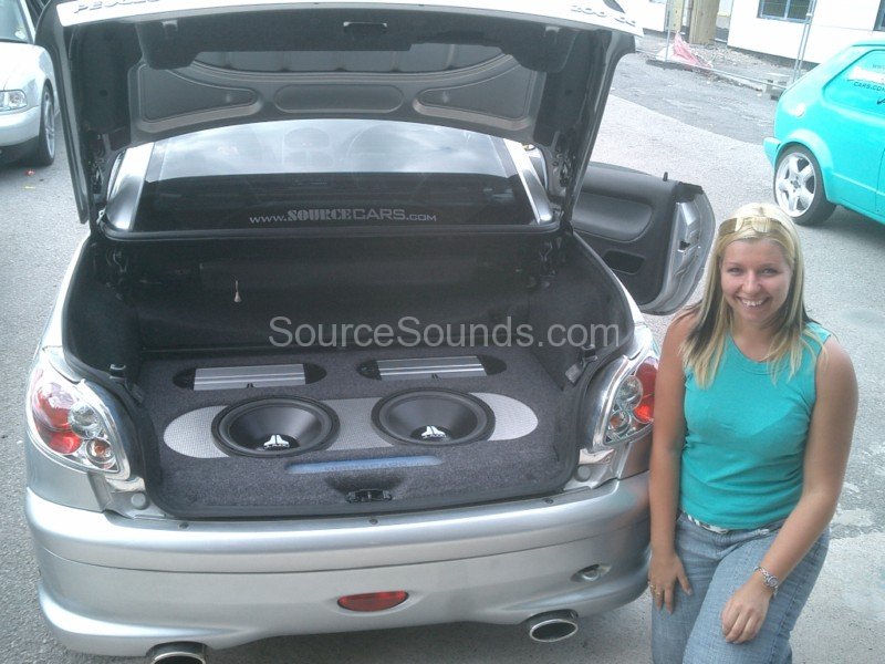 Peugeot_206cc_Joanneresized_Car_Audio_Sheffield_Source_Sounds31