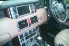 Range_Rover_JamesSource_Sounds_Sheffield_Car_Audio174