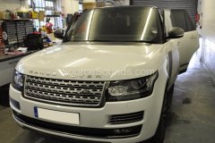 range-rover-sport-2013-rosen-dvd-headrests-001