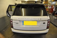 range-rover-sport-2013-rosen-dvd-headrests-002