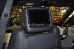 range-rover-sport-2013-rosen-dvd-headrests-009