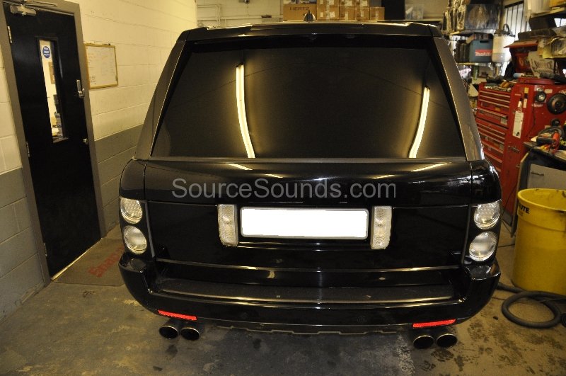 range-rover-supercharged-boot-install-002-jpg
