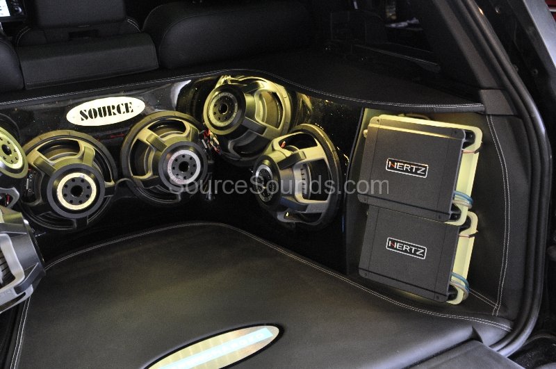 range-rover-supercharged-boot-install-014-jpg range-rover-supercharged-boot-install-014-jpg