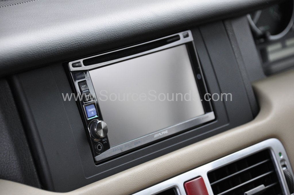 Range Rover Vogue 2002 screen upgrade 009